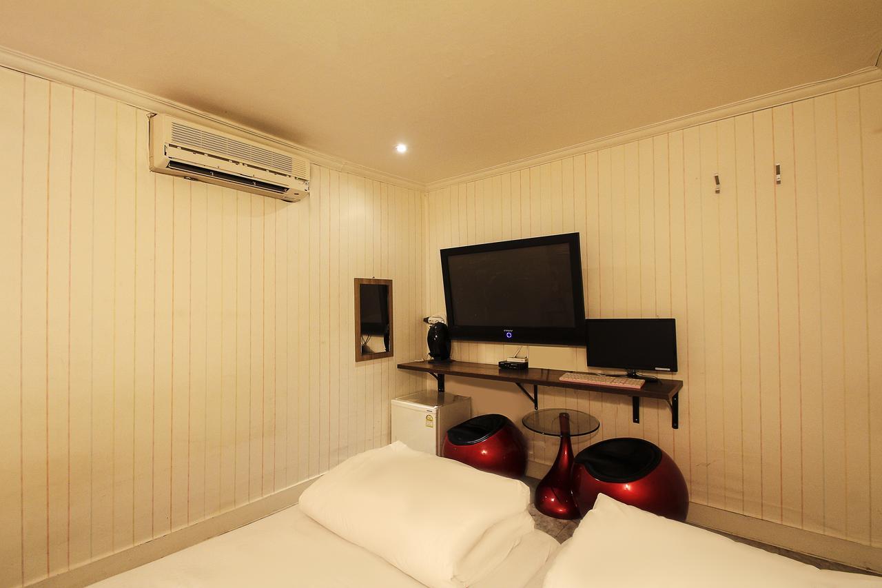 Hotel Goguma Shinchon Séoul Extérieur photo